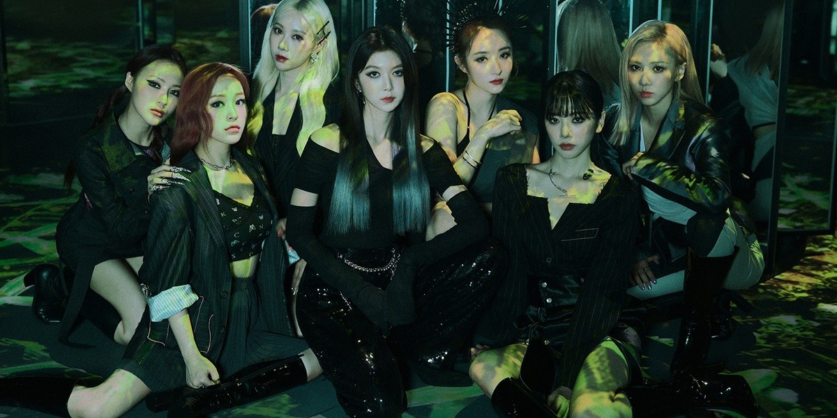 Dreamcatcher welcome a gothic 'Summer Holiday' in new mini-album